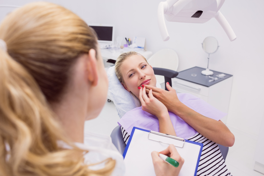 Root Canal vs Tooth Extraction – A Complete Guide